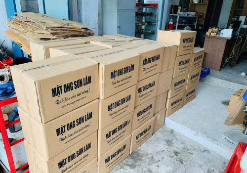 Hành trình khai thác mật ong thiên nhiên và sáp ong Sơn Lâm nguyên chất từ đại ngàn